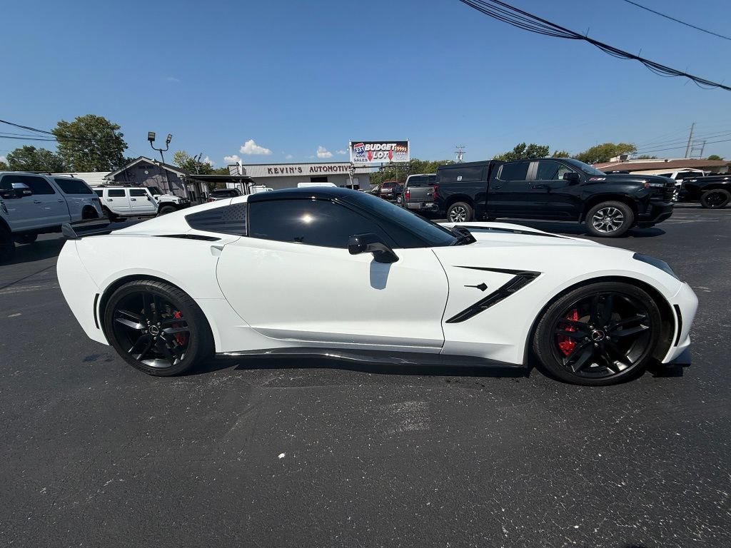 Used 2014 Chevrolet Corvette Stingray Coupe w/ 2LT Preferred Equipment Group RWD image 2