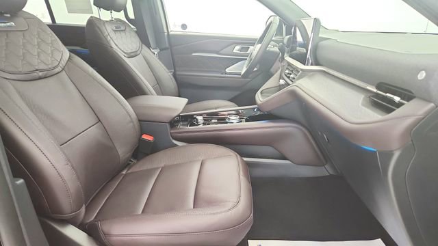 New 2026 Ford Explorer Platinum w/ LUX Leather Package image 25