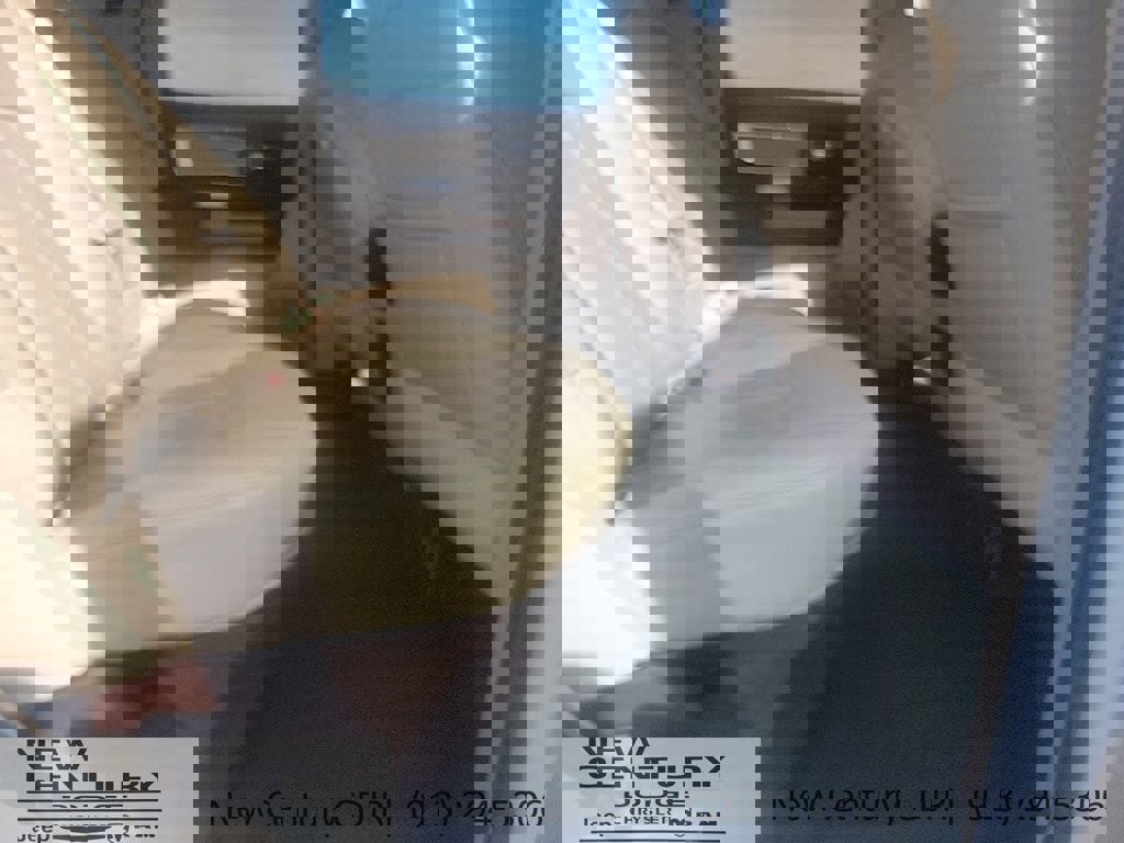 Used 2018 RAM 3500 Laramie image 21