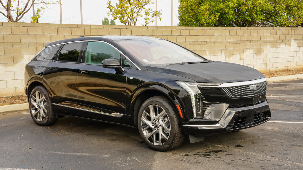 New 2027 Cadillac Optiq Luxury AWD/4WD image 6