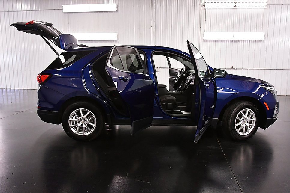Used 2022 Chevrolet Equinox LT image 31