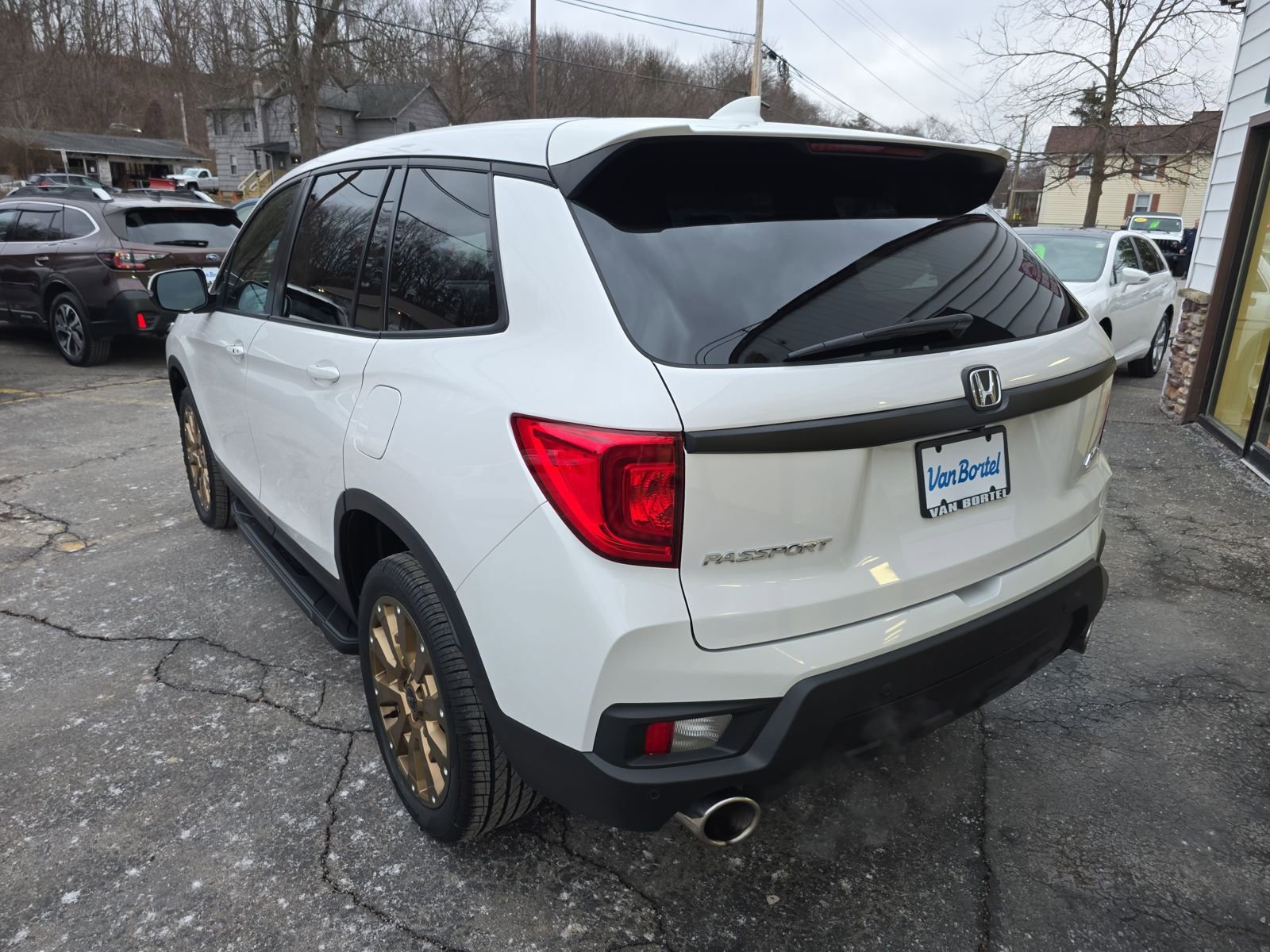 Used 2023 Honda Passport EX-L image 8