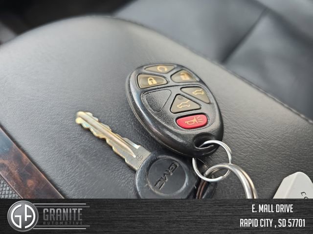 Used 2011 GMC Yukon Denali image 28