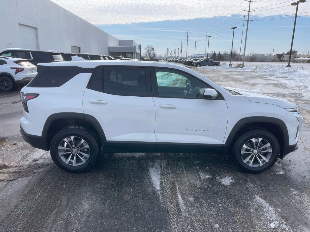New 2026 Chevrolet Equinox LT w/ Safety and Technology Package image 8