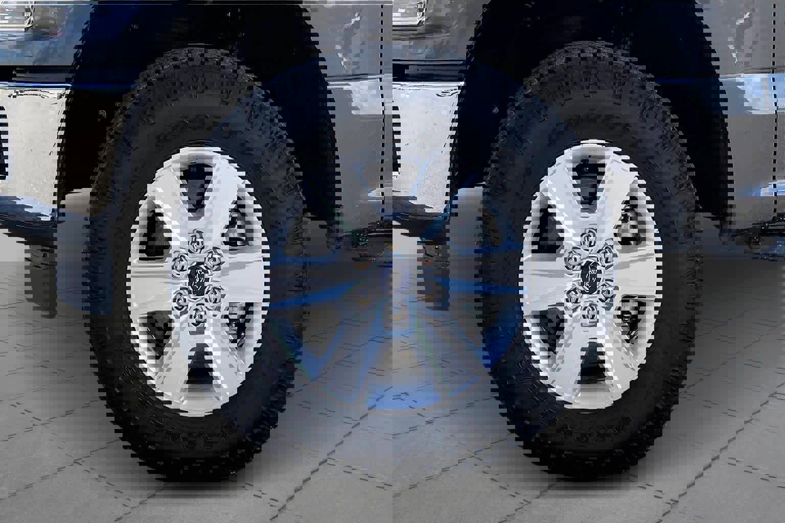 Certified 2019 Ford F150 XLT w/ Trailer Tow Package image 10