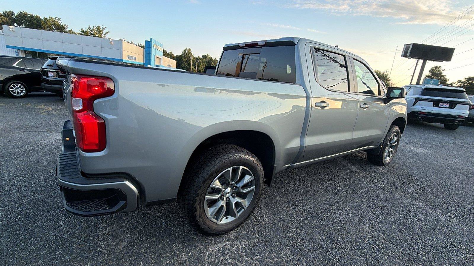 New 2026 Chevrolet Silverado 1500 RST AWD/4WD image 8