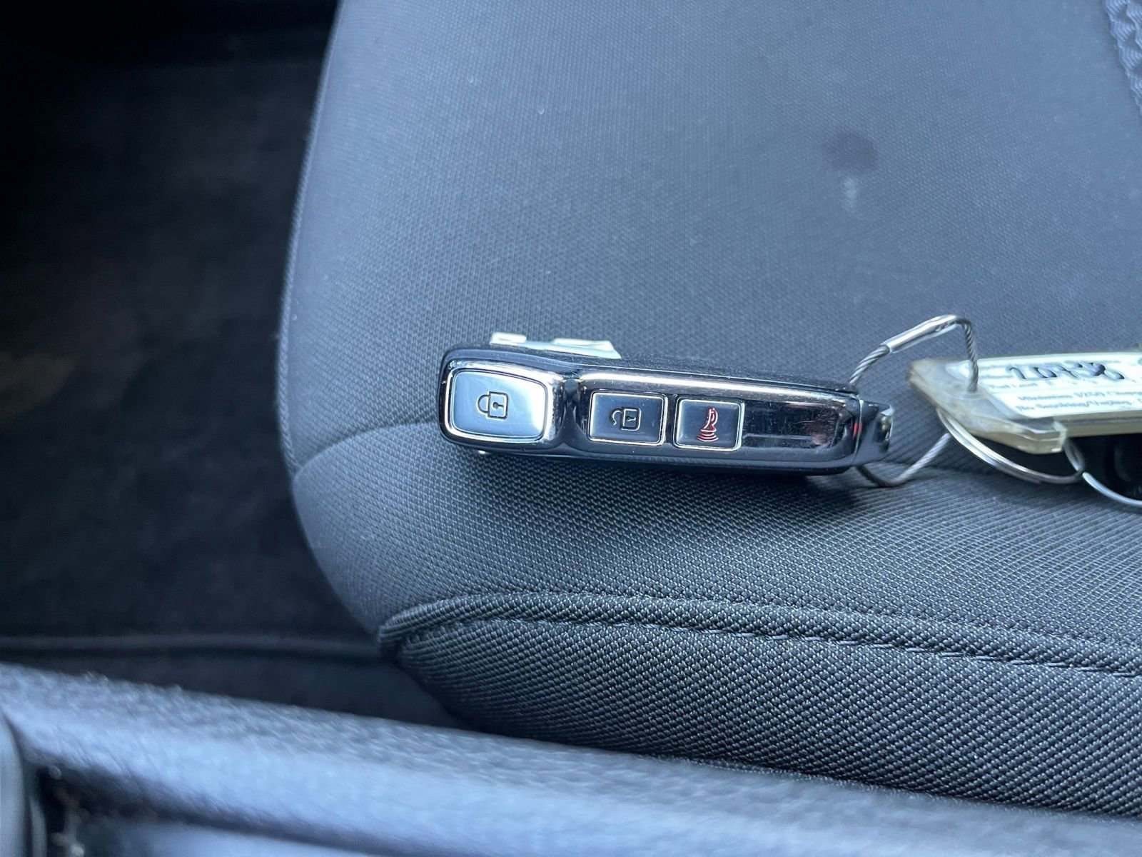 Used 2025 Kia Sportage LX FWD image 21