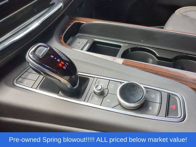 Used 2023 Cadillac Escalade Premium Luxury w/ Performance Package AWD/4WD image 35
