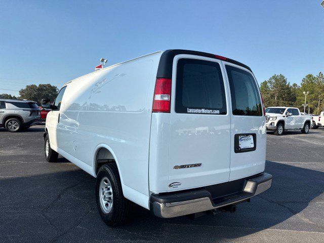 New 2025 Chevrolet Express 3500 Extended w/ Driver Convenience Package image 5