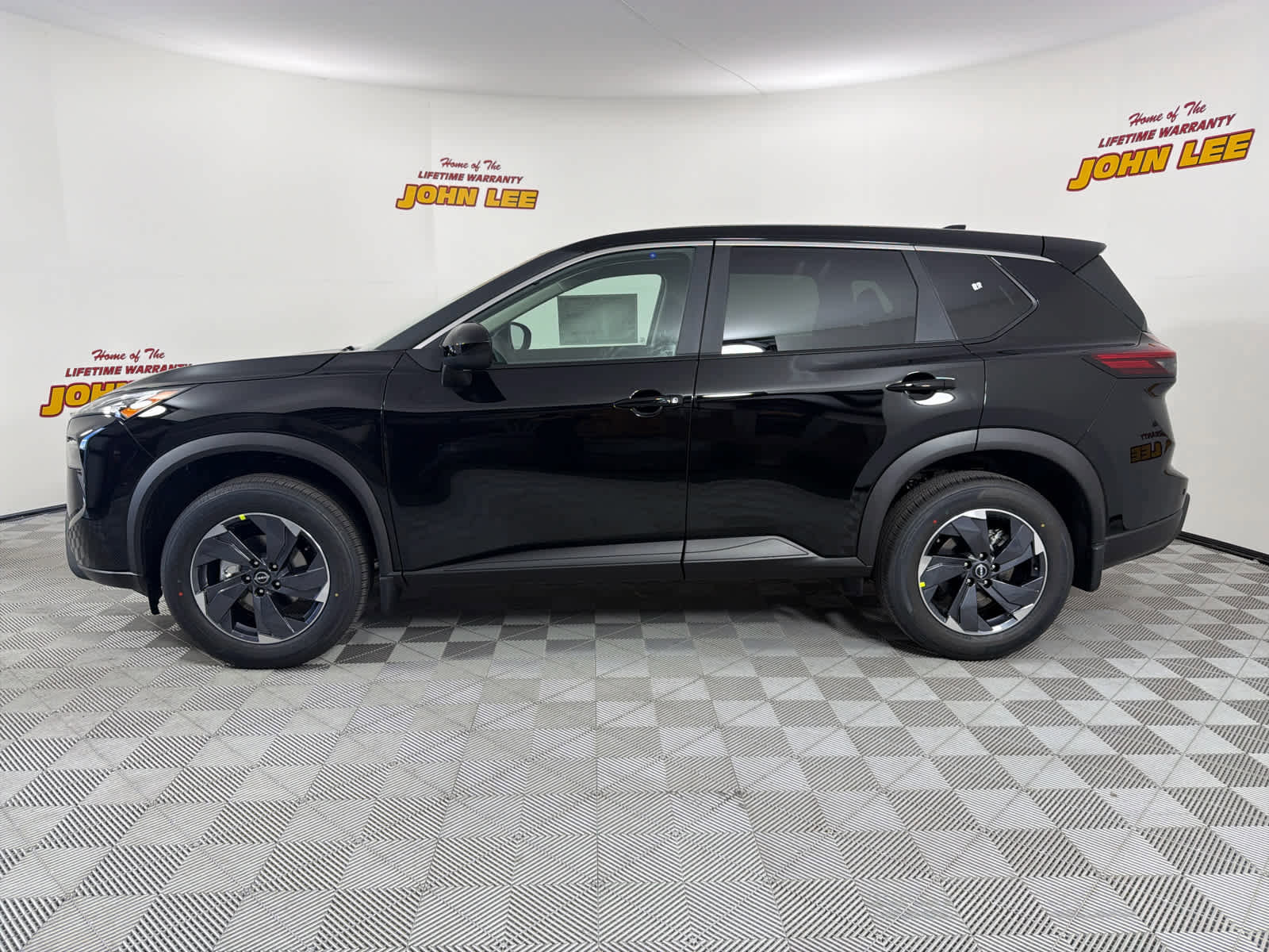 New 2026 Nissan Rogue SV image 2