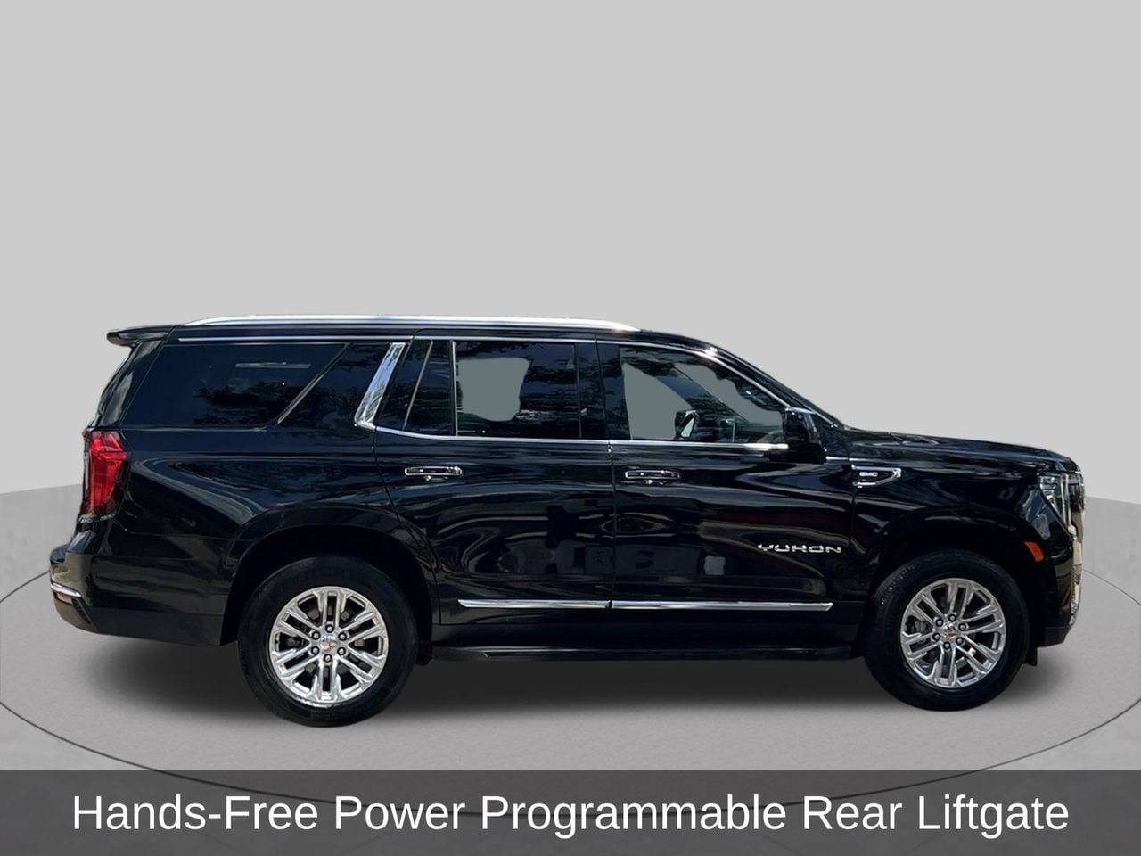Used 2024 GMC Yukon SLT RWD image 6
