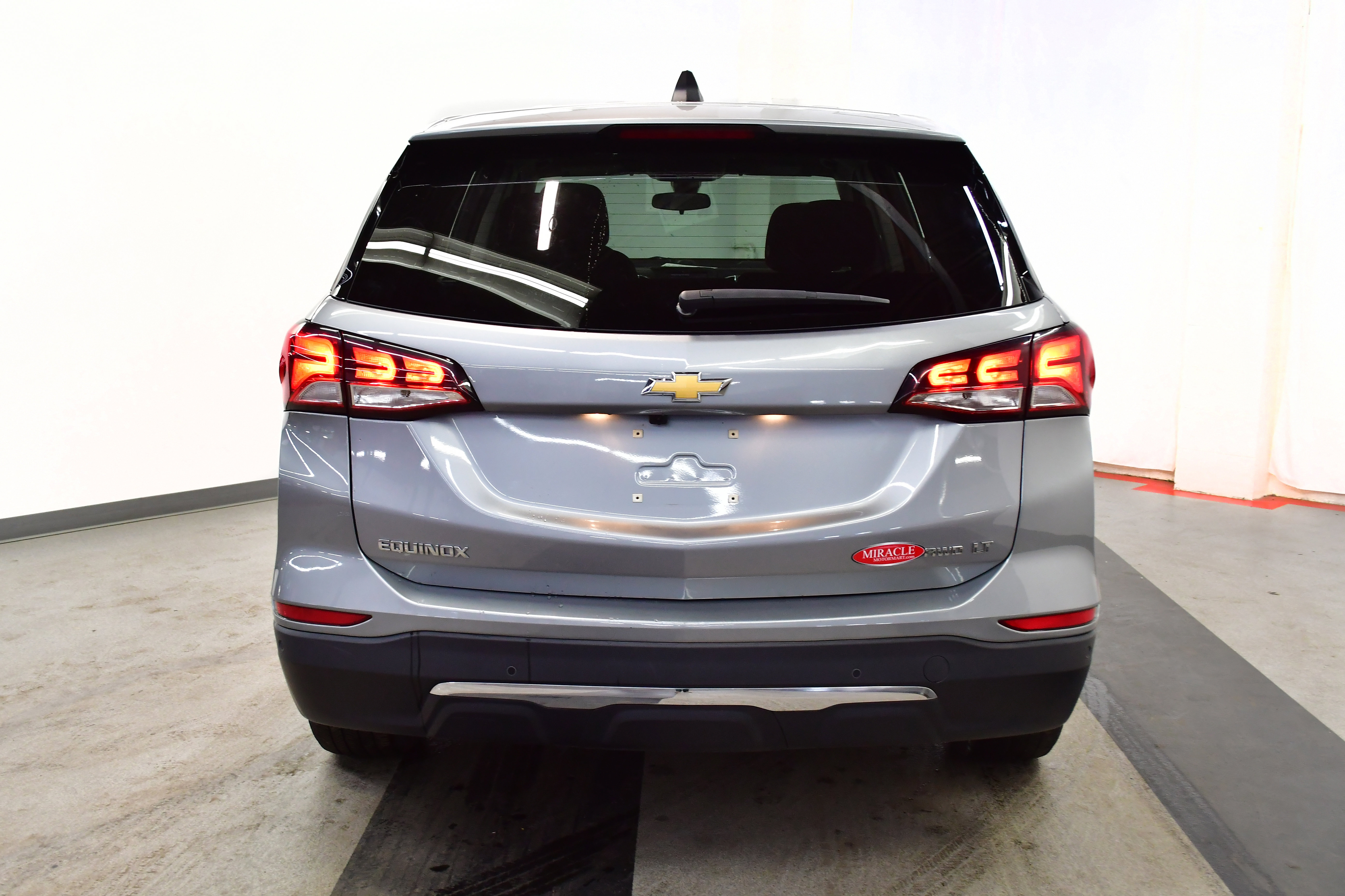 Used 2024 Chevrolet Equinox LT image 6