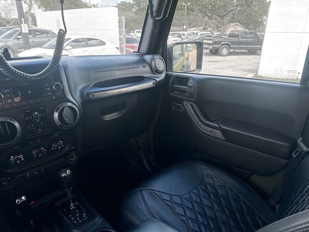 Used 2015 Jeep Wrangler Unlimited Sport w/ Quick Order Package 24S image 21