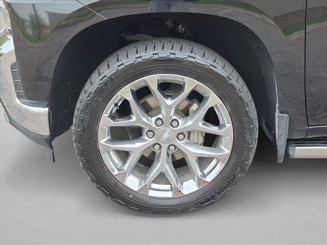 Used 2021 Chevrolet Silverado 1500 LTZ w/ LTZ Premium Package AWD/4WD image 24