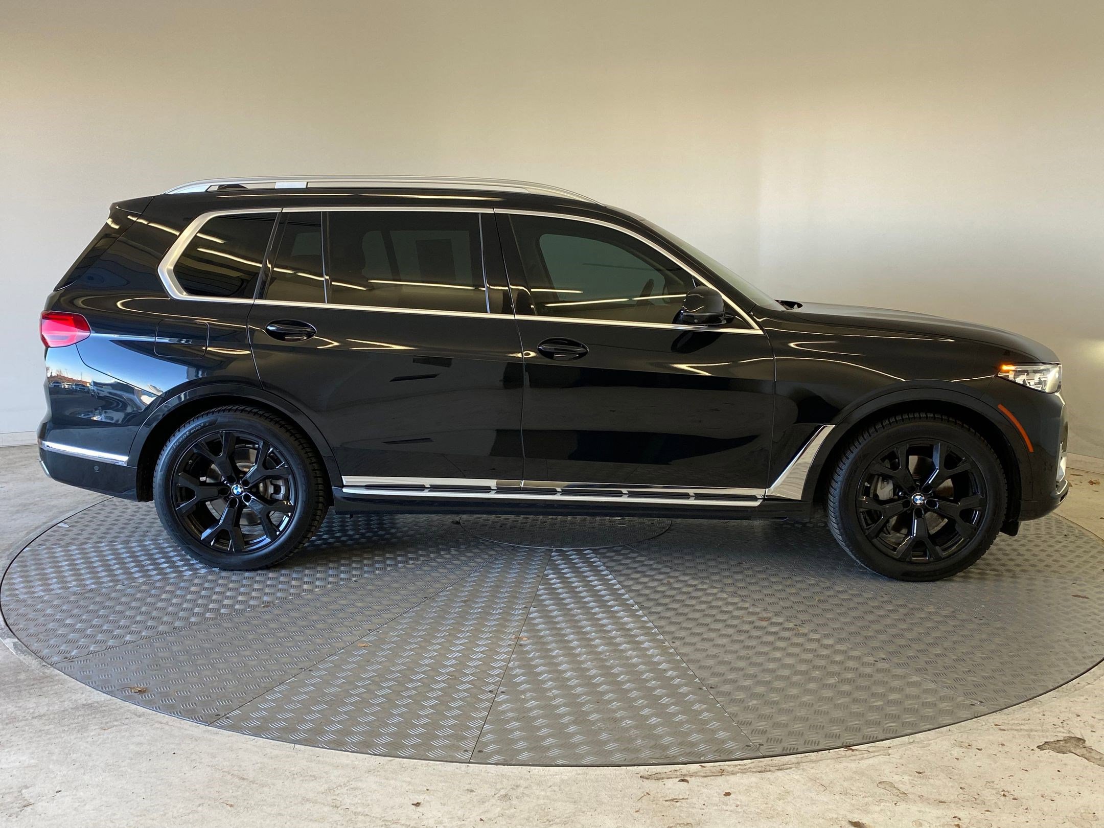 Used 2020 BMW X7 xDrive40i w/ Premium Package image 7