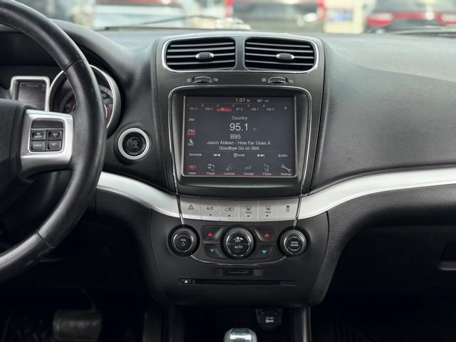 Used 2013 Dodge Journey Crew w/ Driver Convenience Group FWD image 21