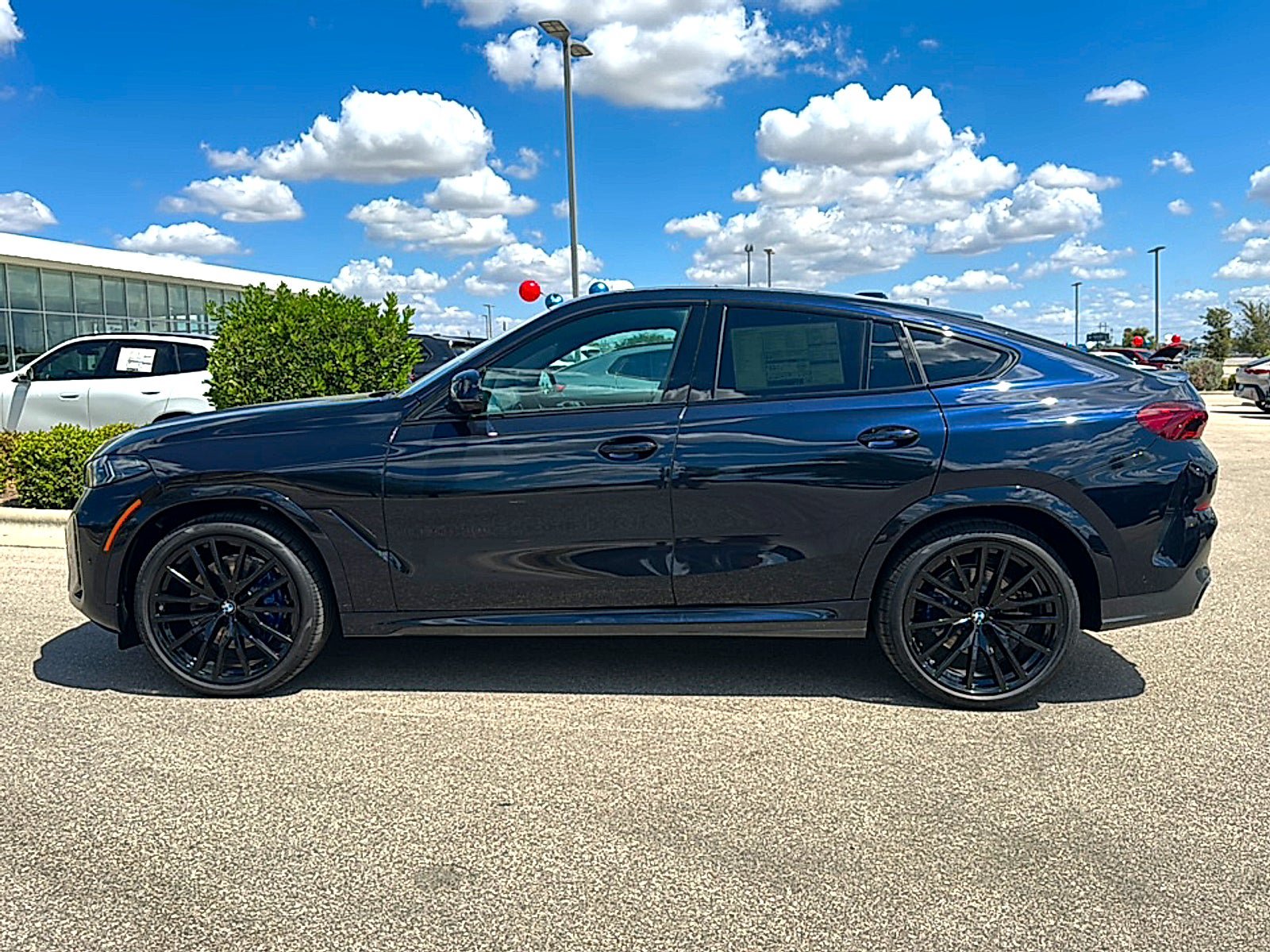 New 2027 BMW X6 xDrive40i w/ Climate Comfort Package AWD/4WD image 5