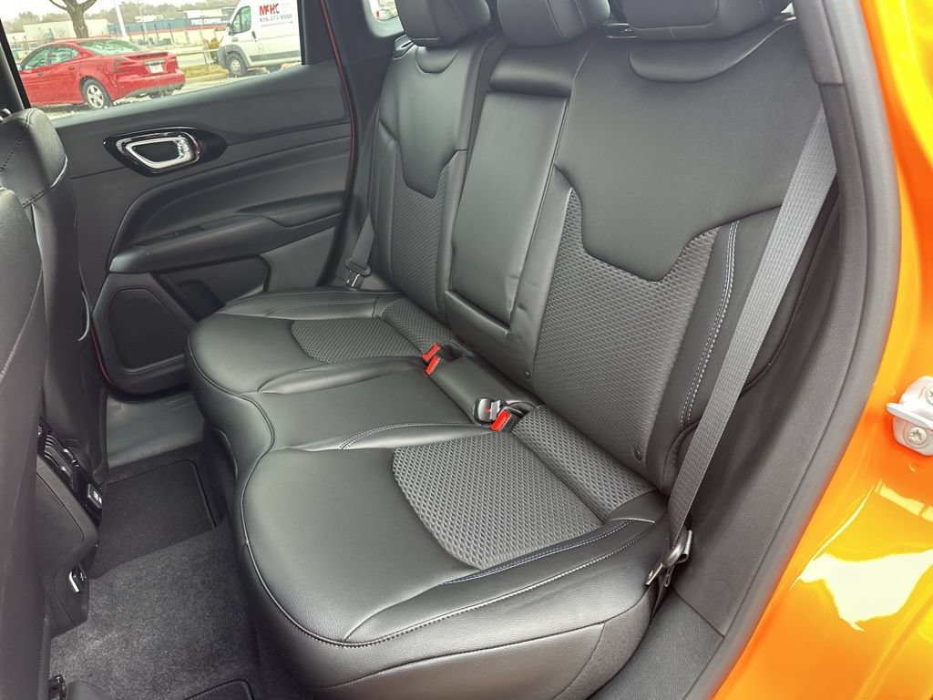 New 2026 Jeep Compass Latitude AWD/4WD image 43
