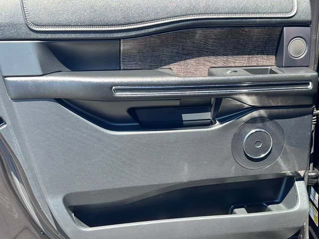 Used 2019 Ford Expedition Max Limited AWD/4WD image 41