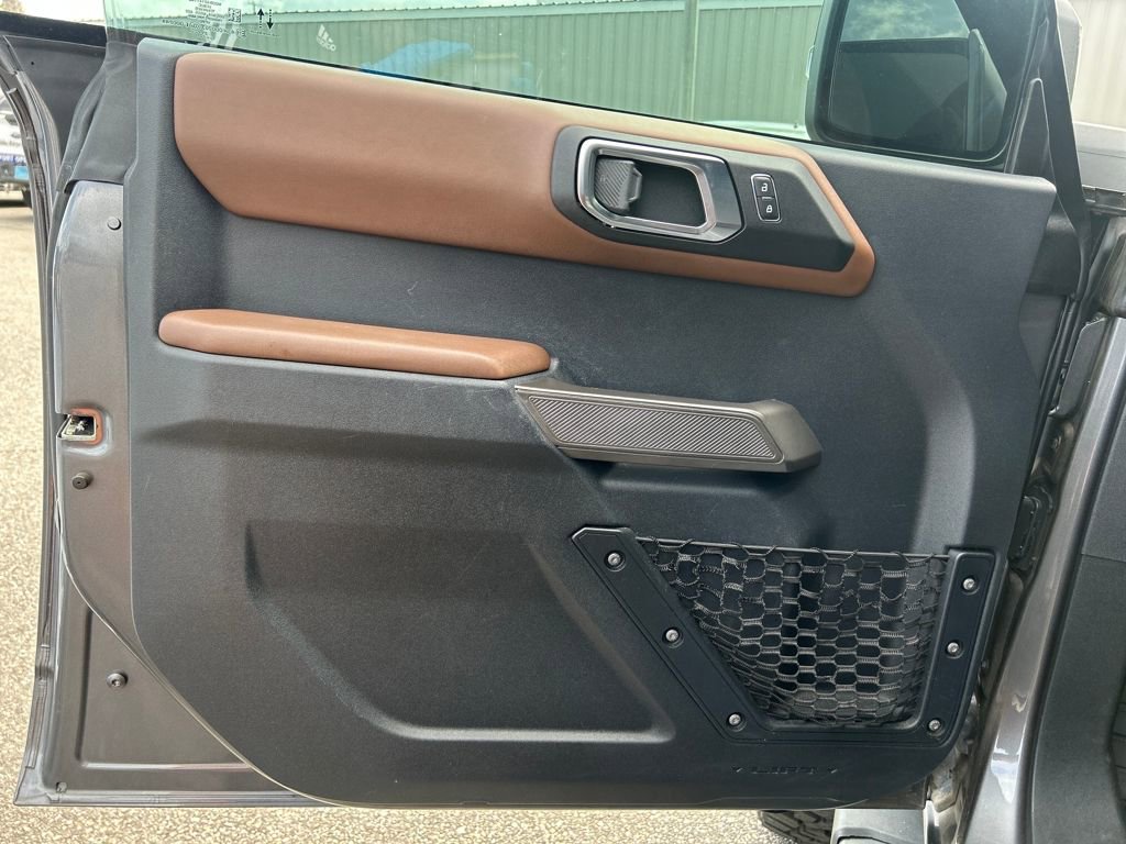 Used 2021 Ford Bronco Outer Banks image 8