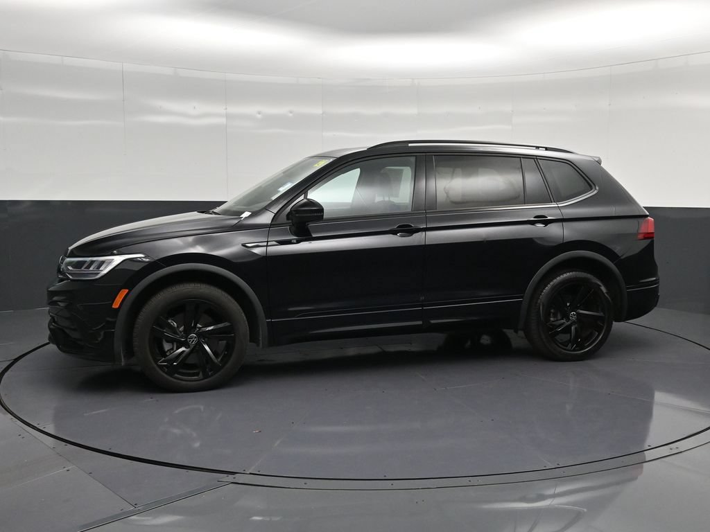 Used 2023 Volkswagen Tiguan SE R-Line FWD image 7