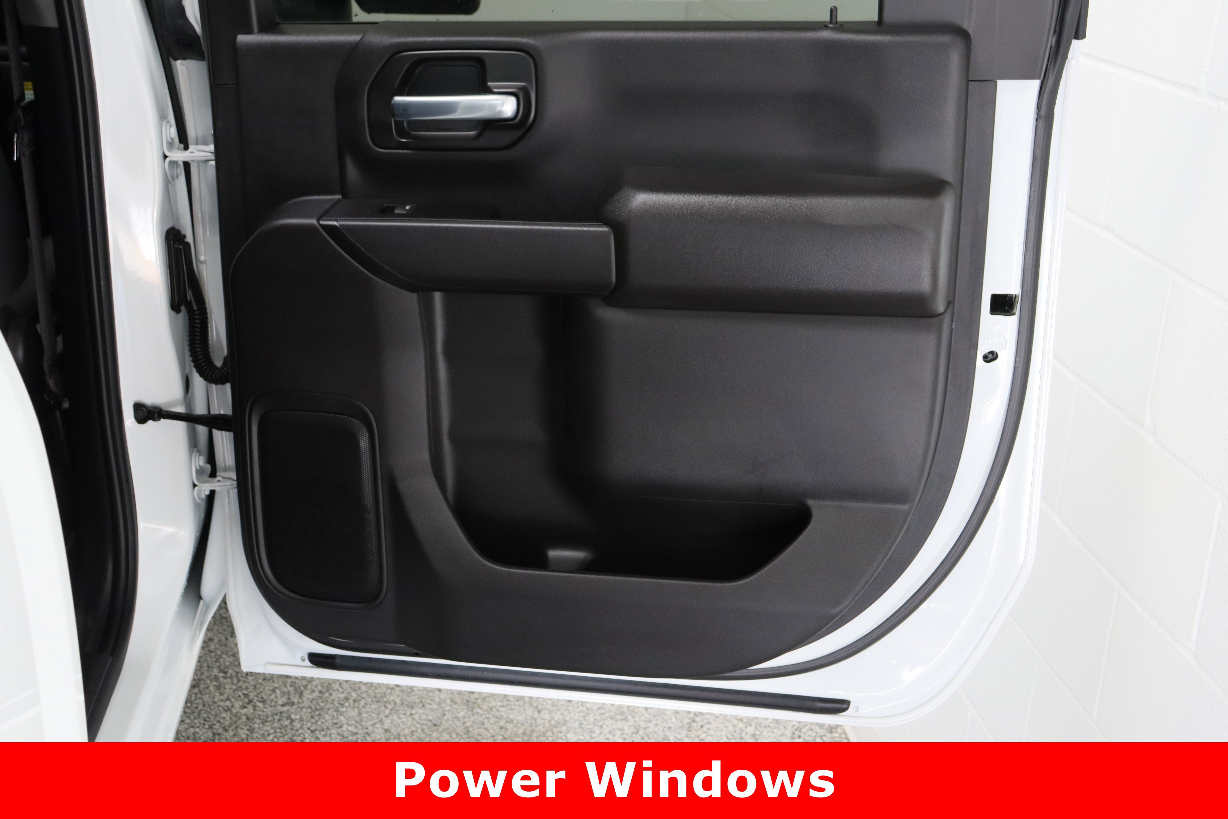 Used 2025 Chevrolet Silverado 2500 Custom w/ Custom Value Package image 33