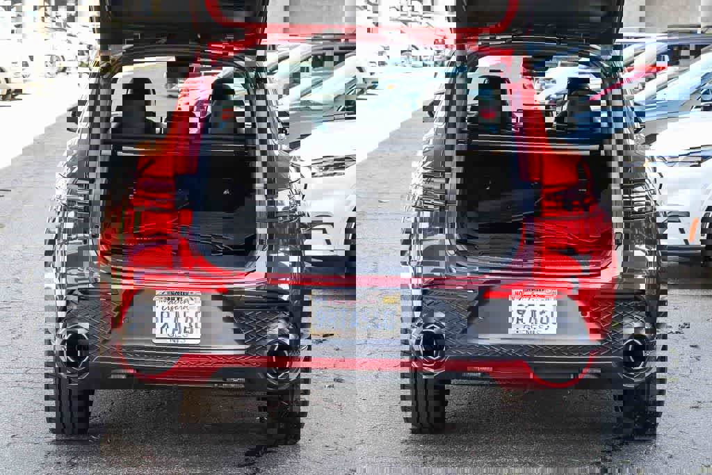 Used 2024 Genesis GV70 2.5T w/ Sport Prestige Package image 31