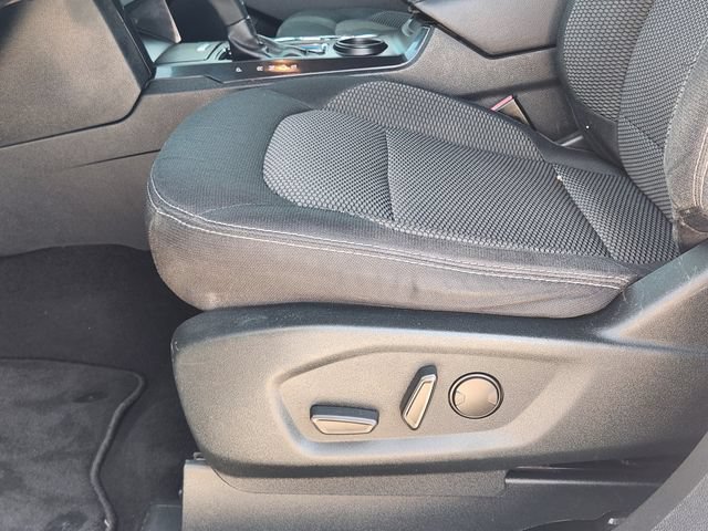 Used 2019 Ford Explorer XLT w/ Equipment Group 201A FWD image 25