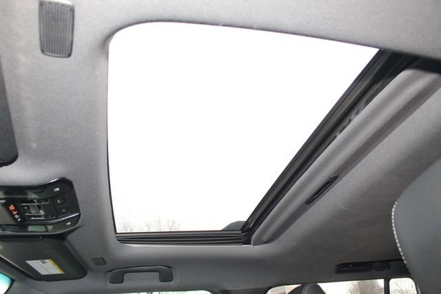 Used 2025 Toyota Land Cruiser w/ Premium Package image 23