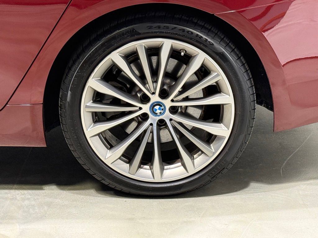 Certified 2023 BMW 530e xDrive w/ Premium Package AWD/4WD image 10