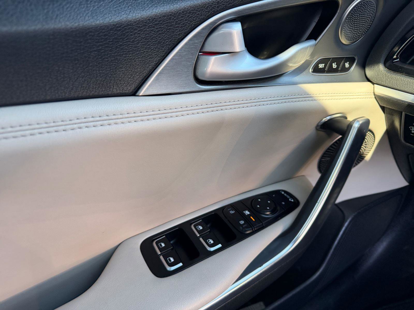 Used 2019 Kia Stinger GT2 image 17