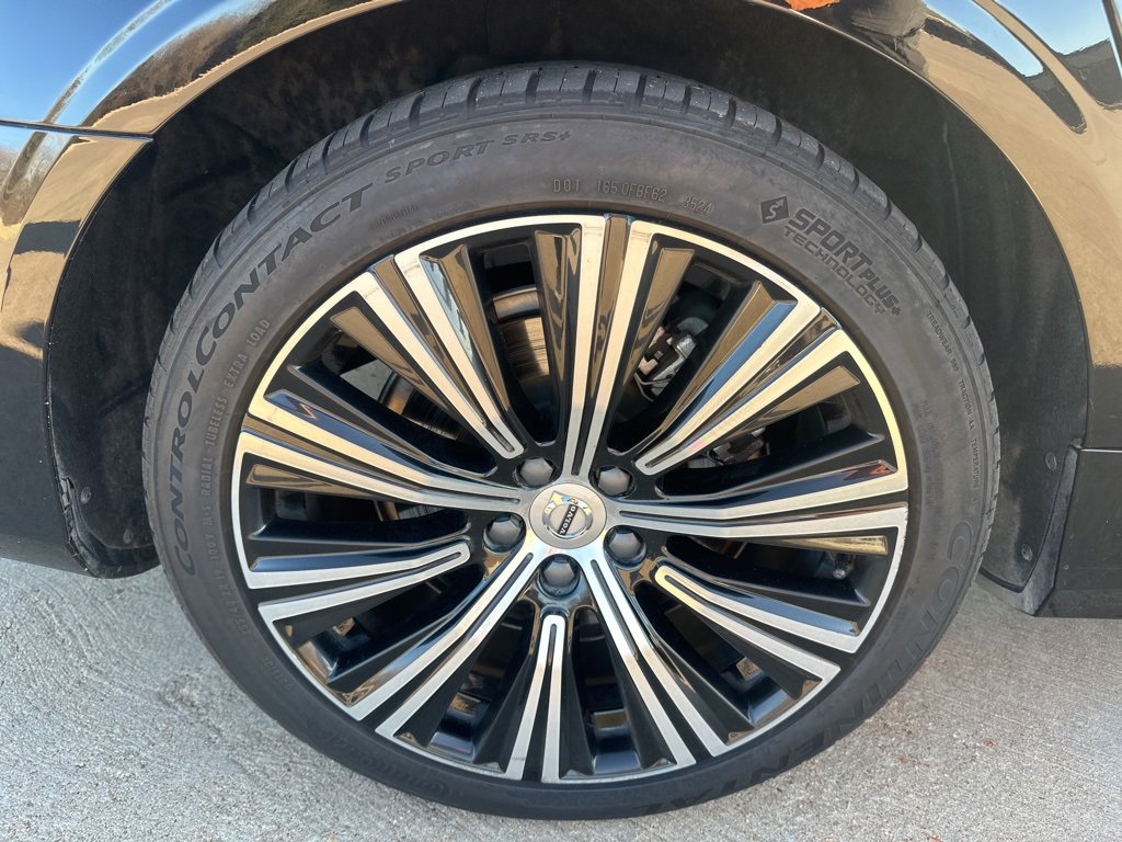 Used 2024 Volvo S90 B6 Plus image 11