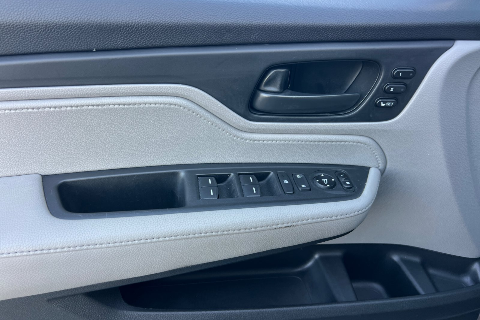 Used 2019 Honda Odyssey EX-L image 11