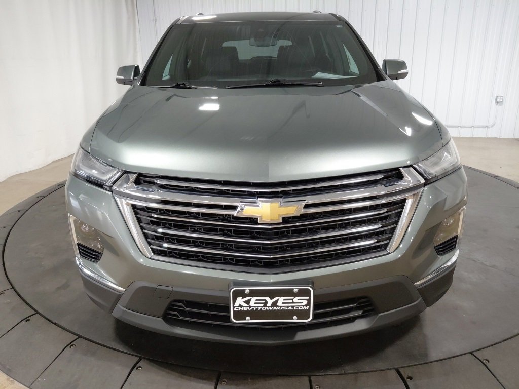 Used 2023 Chevrolet Traverse LT w/ LPO, Floor Liner Package image 12