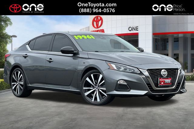 Used 2022 Nissan Altima 2.5 SR