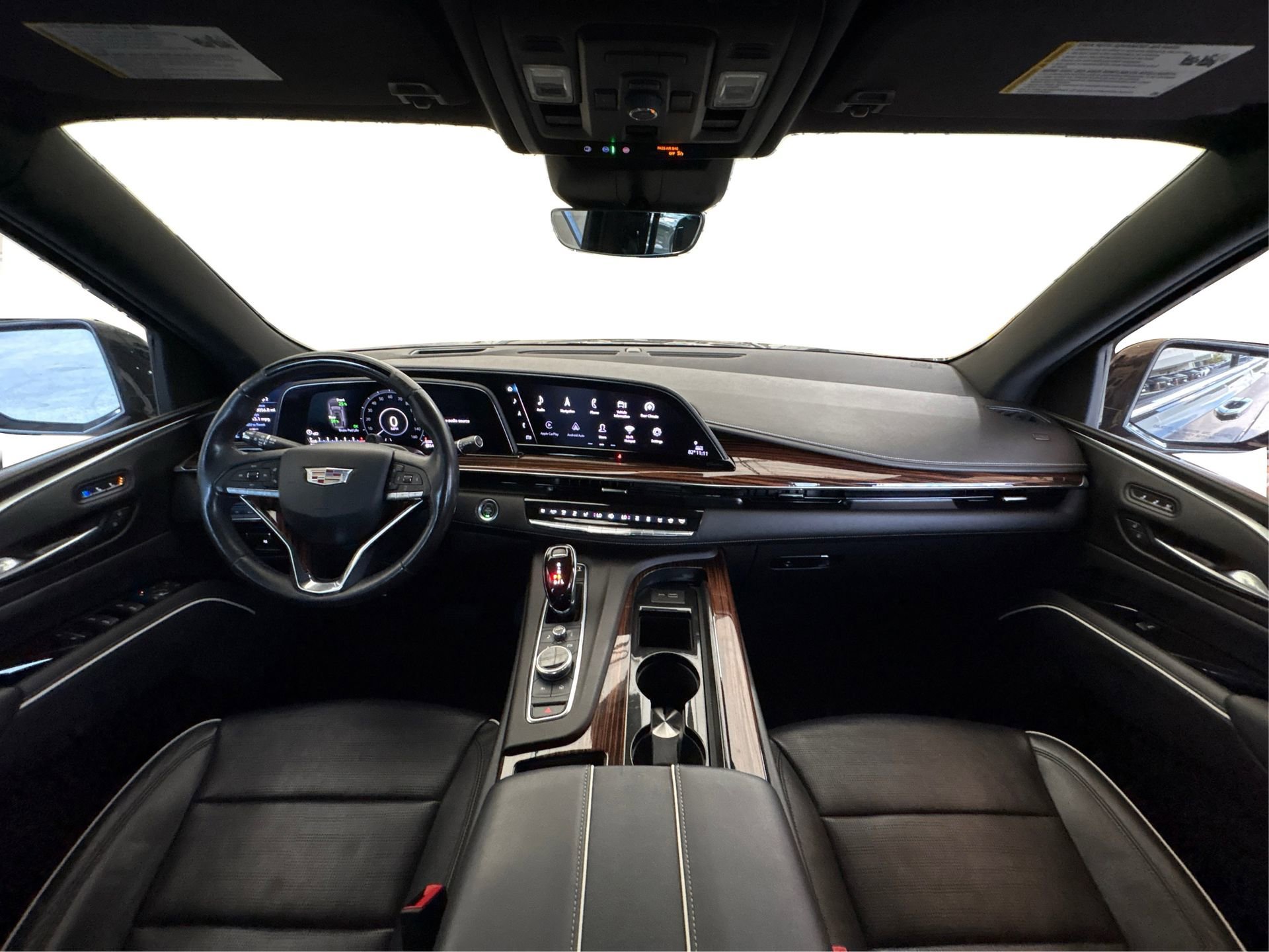 Used 2022 Cadillac Escalade Premium Luxury w/ Performance Package image 23