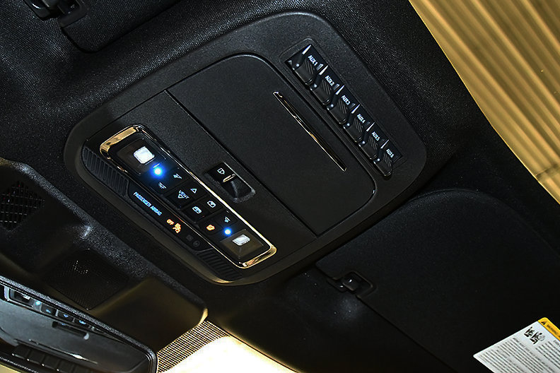 Used 2025 Ford F150 Raptor AWD/4WD image 26