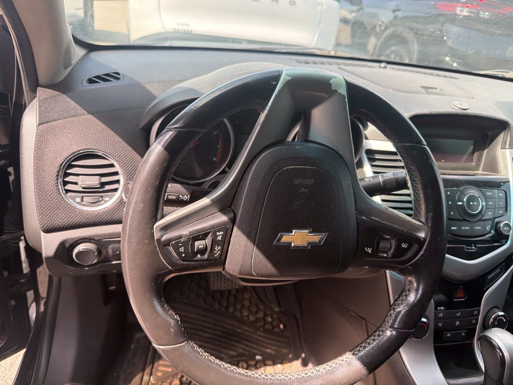 Used 2011 Chevrolet Cruze LT FWD image 7