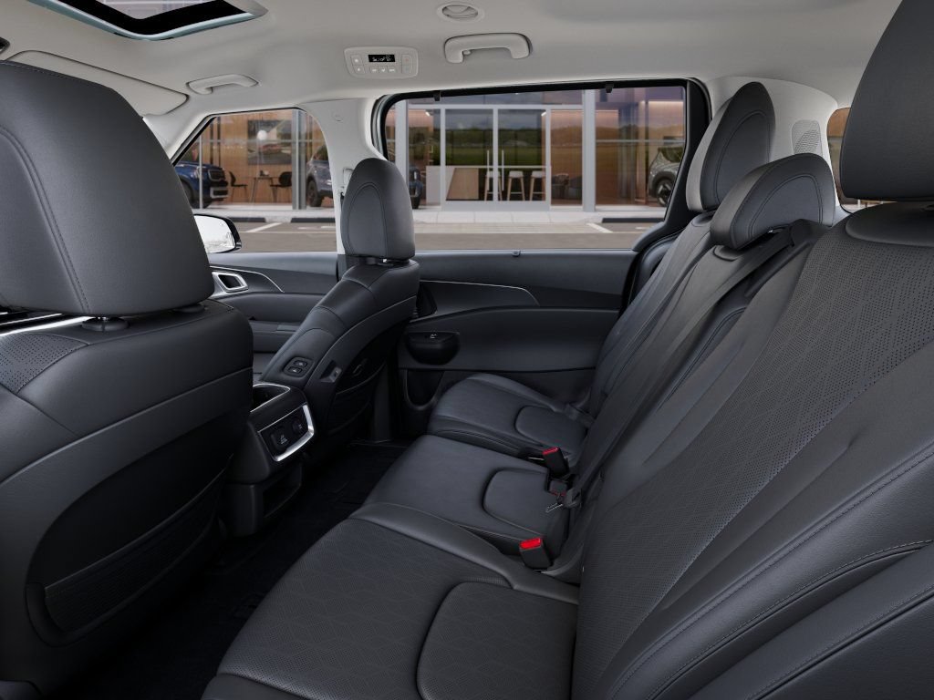 New 2027 Kia Carnival SX FWD image 18