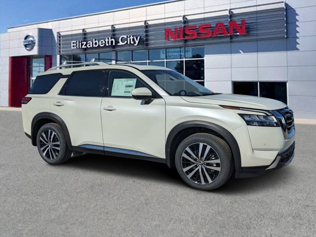 Certified 2024 Nissan Pathfinder Platinum w/ Cargo Package