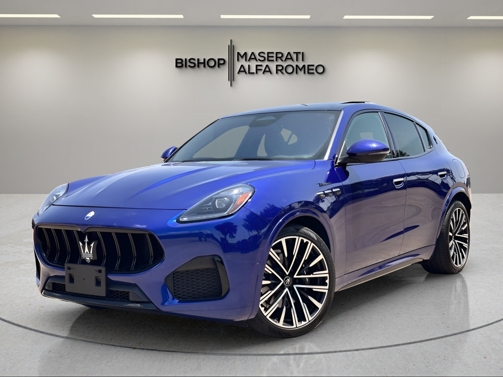 Used 2023 Maserati Grecale Modena AWD/4WD image 2