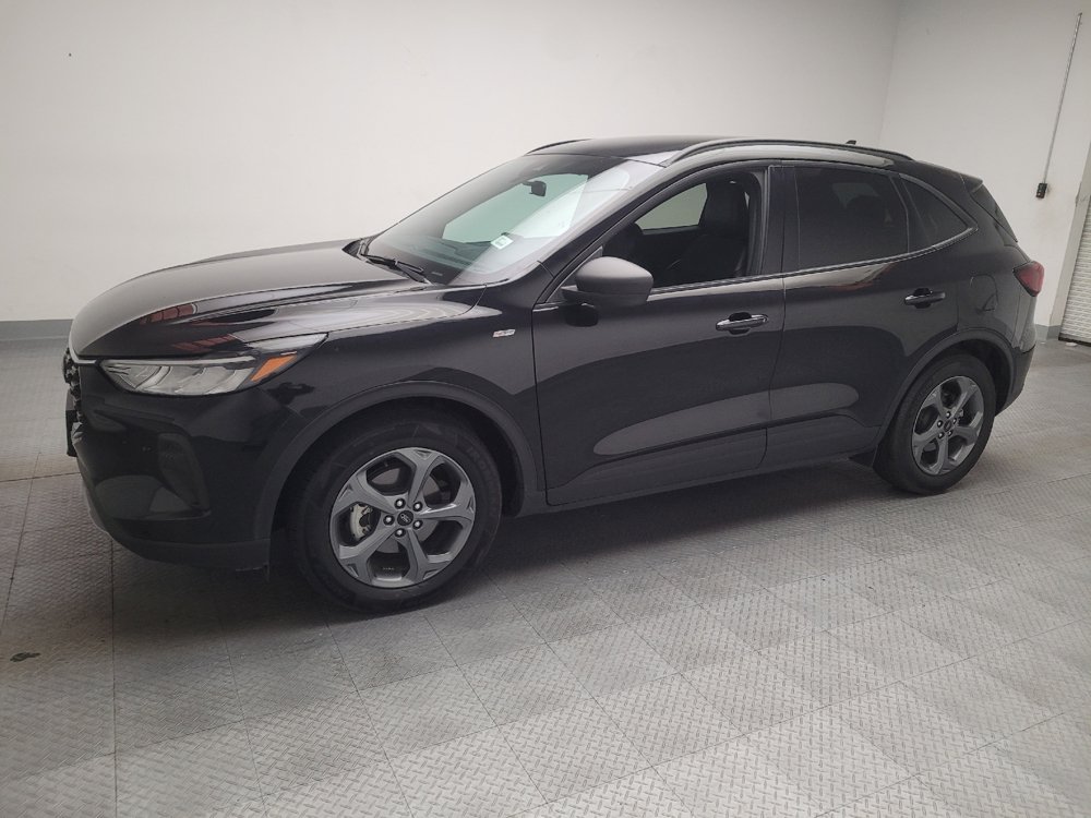 Used 2025 Ford Escape ST-Line FWD image 2