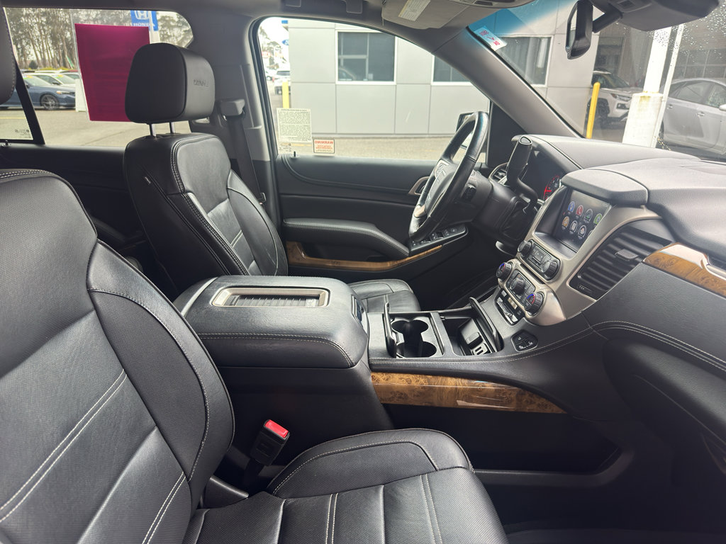 Used 2016 GMC Yukon Denali w/ Open Road Package image 21