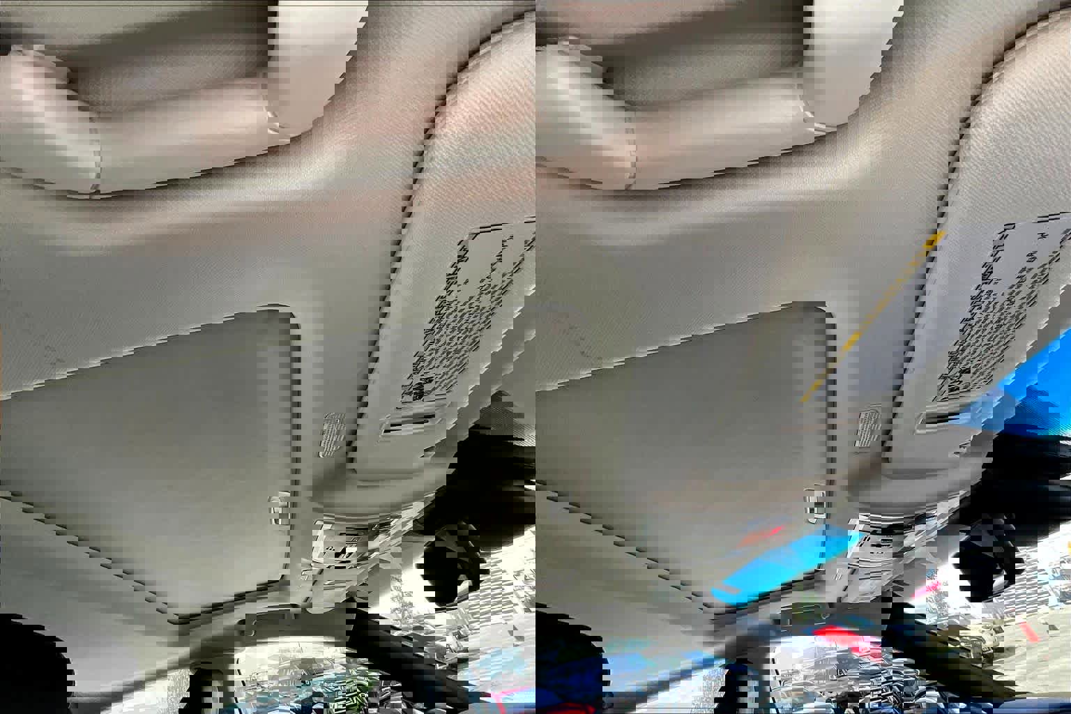 Certified 2025 Lexus ES 300h w/ Premium Package image 13