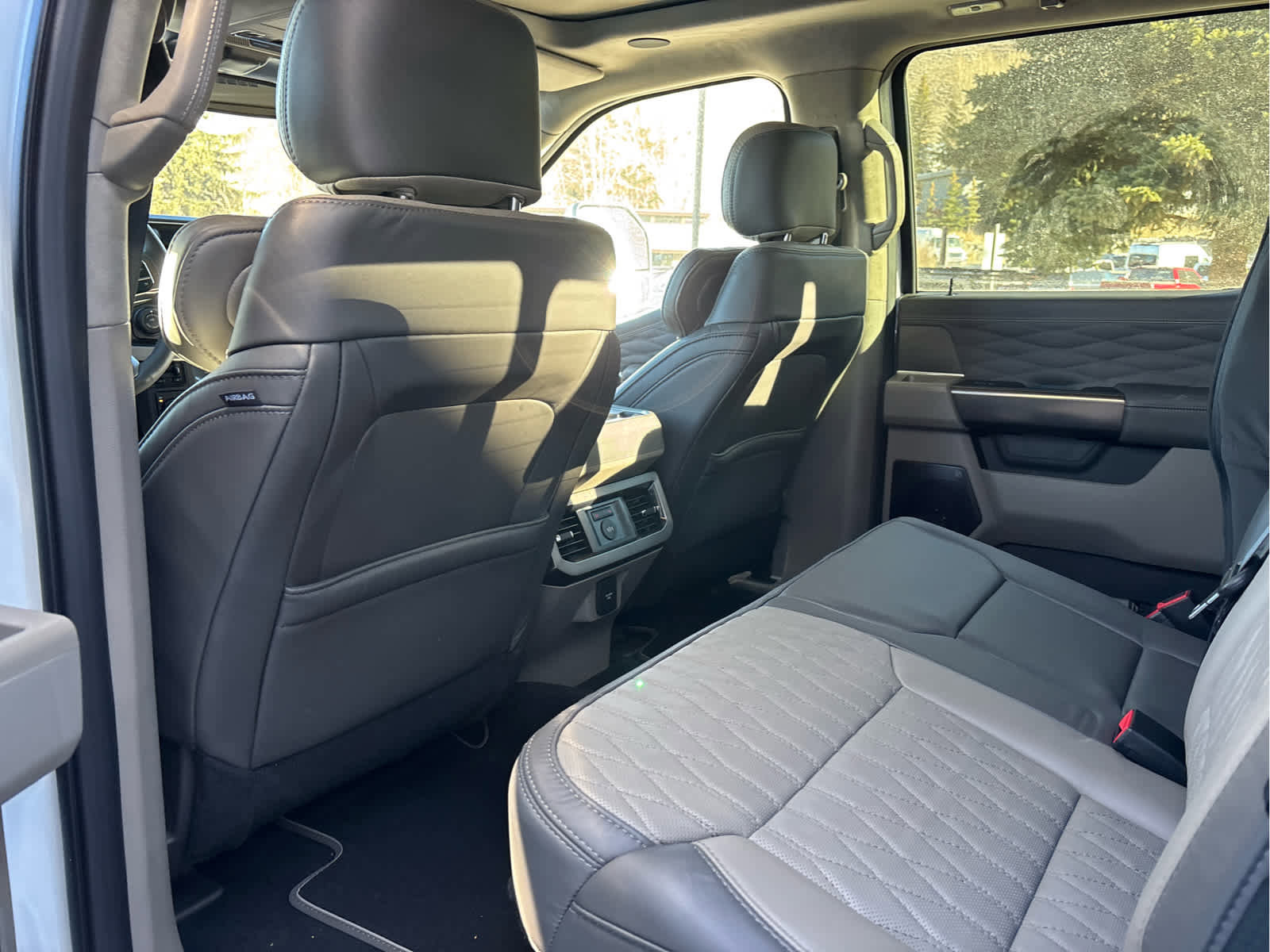 New 2026 Ford F350 Platinum w/ Platinum Plus Package image 19