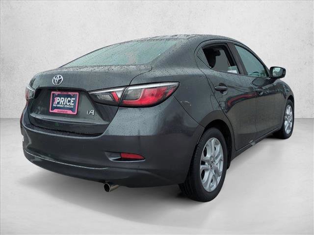 Used 2017 Toyota Yaris iA image 5