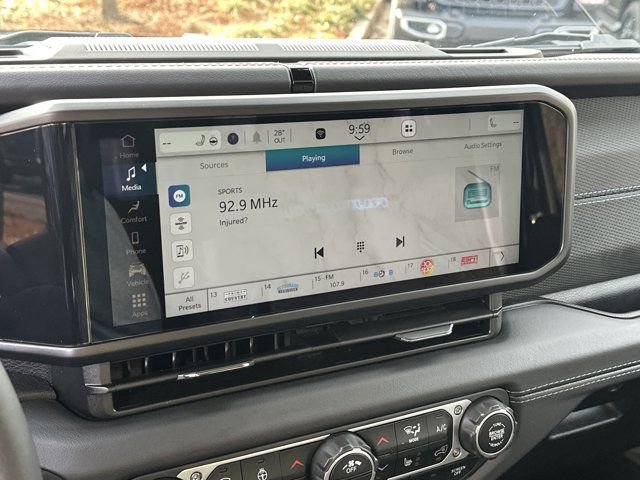 Certified 2025 Jeep Wrangler Unlimited Rubicon 4xe w/ Safety Group image 27