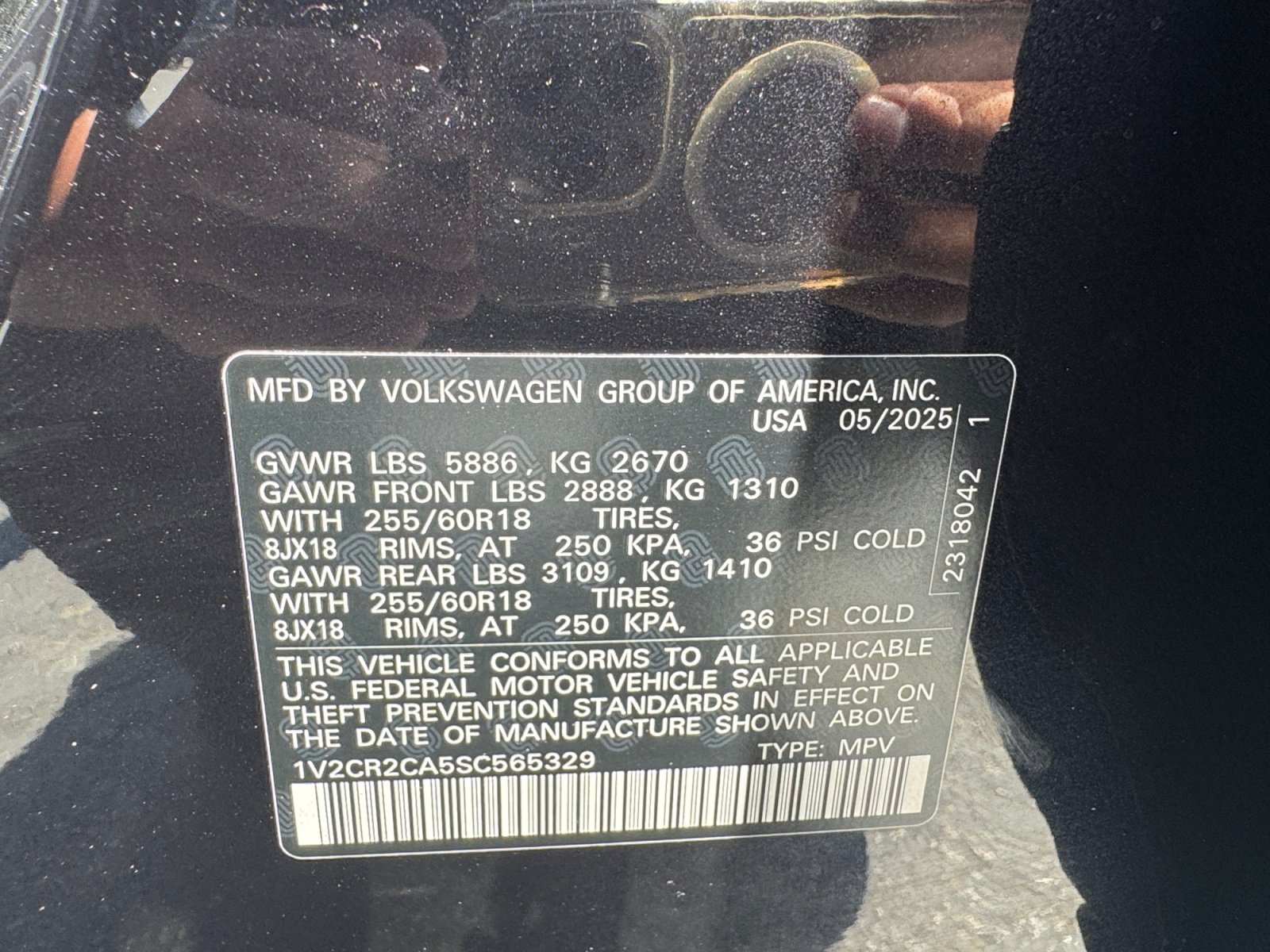 Used 2025 Volkswagen Atlas Peak Edition SE AWD/4WD image 16