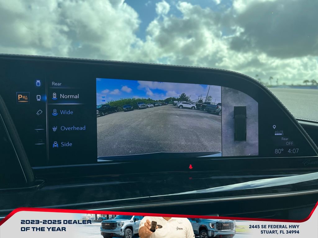 Used 2023 Cadillac Escalade ESV Premium Luxury image 34