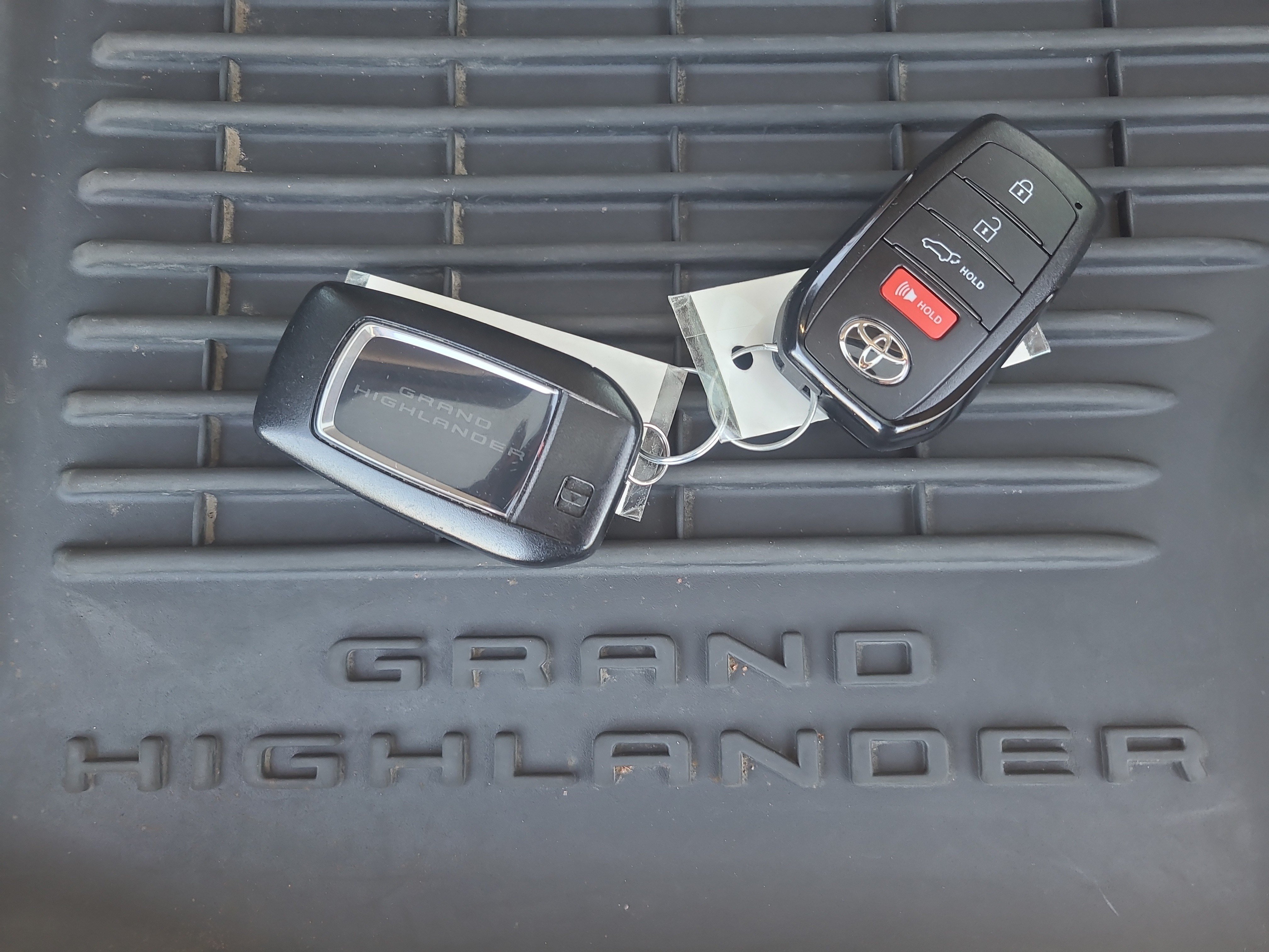 Certified 2024 Toyota Grand Highlander AWD Hybrid image 31
